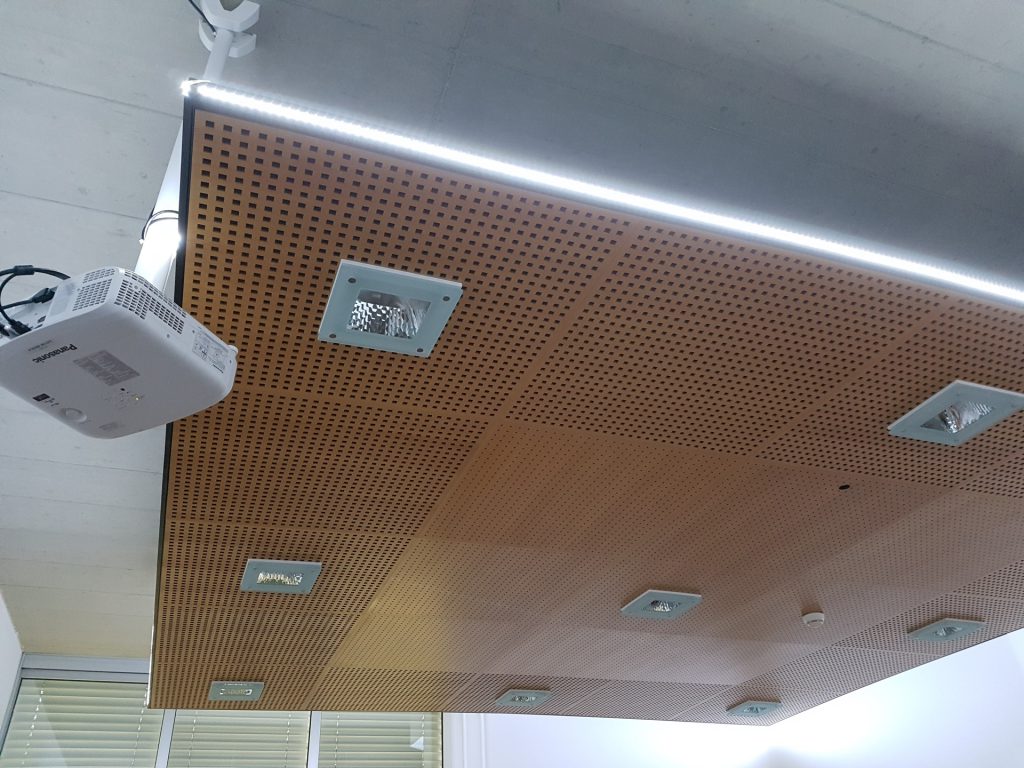 install retroprojecteur conference neuchatel